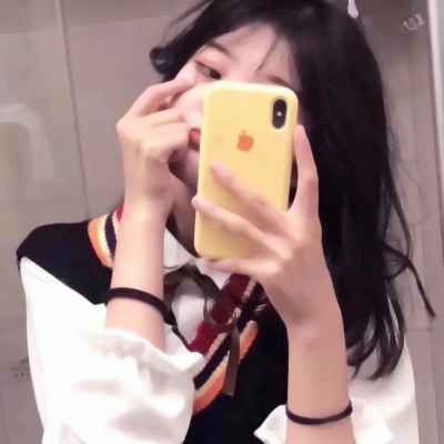 手机控女生看过来！14张个性QQ女生头像安排上了