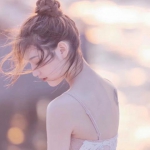 24张高清好看的女生伤感QQ头像精选