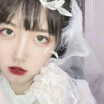 12张高清个性女生婚纱头像合集