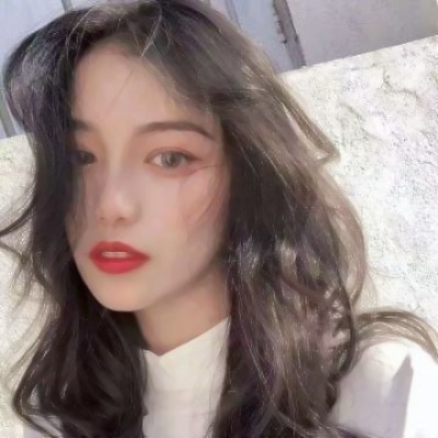 10张高清时尚潮女生头像 氛围感拉满