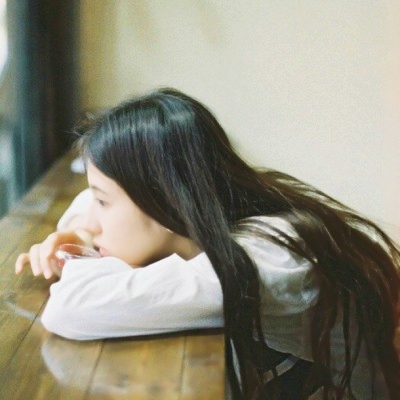 36张氛围感拉满的清纯唯美女生微信头像