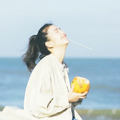 14张高清文艺范女生微信头像 氛围感拉满