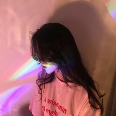 19张高清好看的女生挡脸头像 个性氛围感拉满