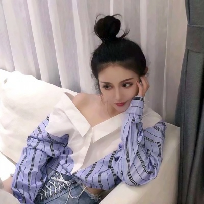 30张高清火辣女生身材头像 女生性感头像合集