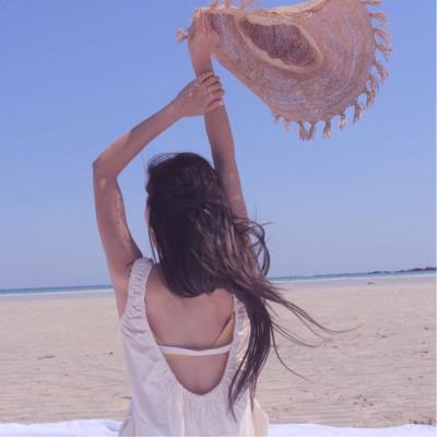 21张高清优雅女生背影微信头像 氛围感拉满