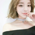 31张高清好看的短发美女头像合集 女生头像专区上新