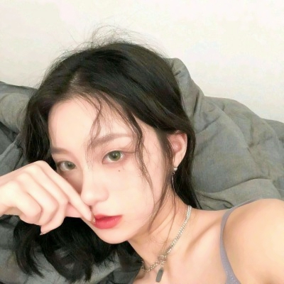 29张搞怪又时髦的逗比女生头像 高清好看还带潮感