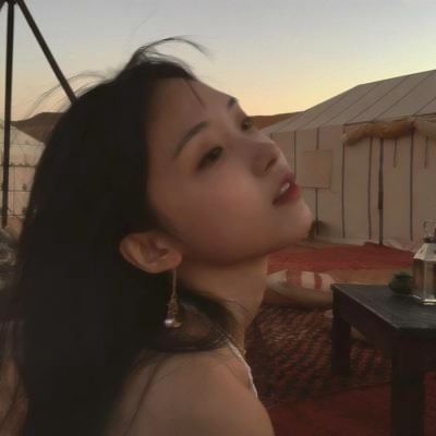 24张气质不土气的时尚女生微信头像合集