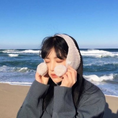 22张清新蓝色系女生头像 高清好看的小清新女头合集