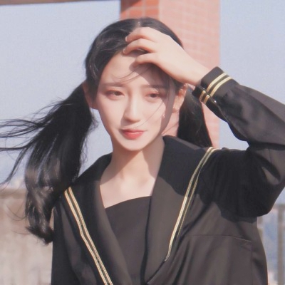 22张气质成熟款小清新闺蜜微信头像 女生头像合集