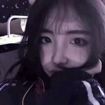 21张高清真实女生微信头像 好看又实用