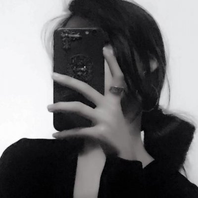 暗黑风拉满！26张超酷女生头像合集，高清质感直接封神