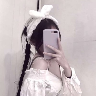 女生用手机挡脸的霸气QQ头像来啦！33张高清手机控风格头像合集