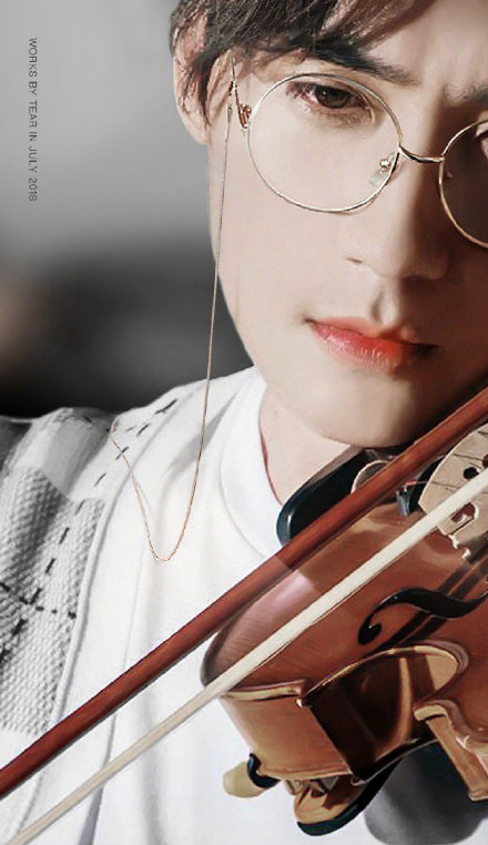 朱一龙戴眼镜壁纸合集来啦