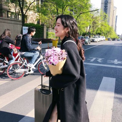 女生日常生活照头像合集 21张高清真人漂亮女生图片