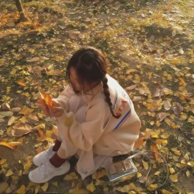 31张高清可爱时尚女生头像 颜值拉满的氛围感女头合集