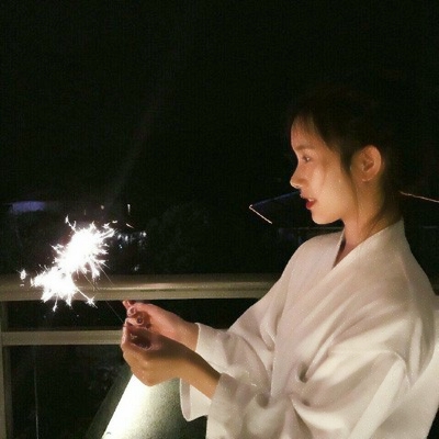 24张高清真人唯美闺蜜头像 双人配对款都在这里