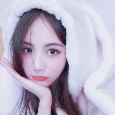 33张高清好看的微商美女头像 适合做微商的吸睛头像