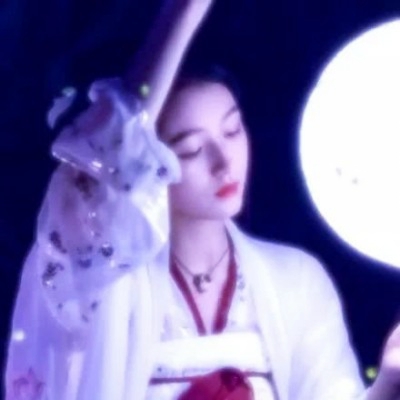 26张高清唯美古风真人女生头像合集