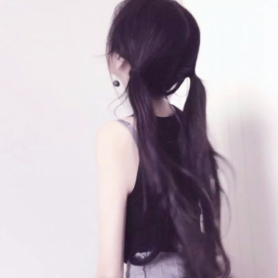 28张清新可爱女生背影头像 高清好看直接存