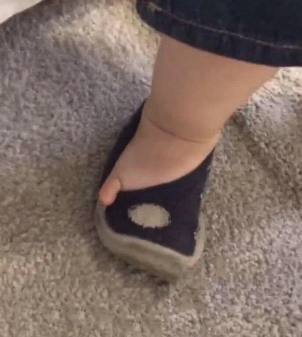 软萌治愈！这组小手小脚表情包太戳人啦