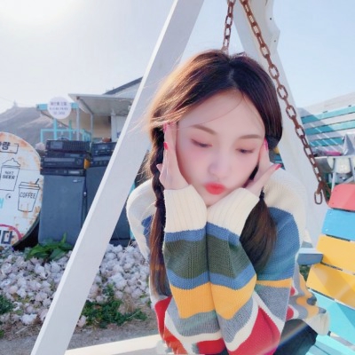 4张一套的闺蜜头像合集 高清无水印共36组