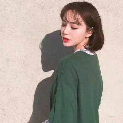 31张高清好看的短发美女头像合集 女生头像专区上新