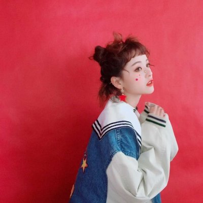 20张高冷霸气红色系女生QQ头像合集