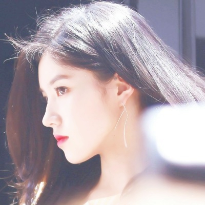 16组高清分开款QQ闺蜜头像 好看又适合闺蜜用