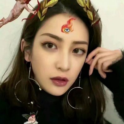 痞气拉满的真人超酷女生头像 高清无水印共15张