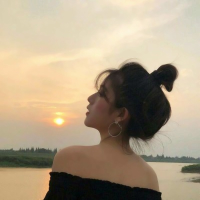 16张高清气质御姐女头像 最新好看的御姐风女生头像