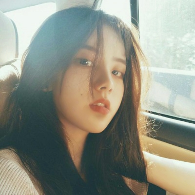 22张气质清新款！女生唯美小清新微信头像合集