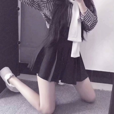 22张高清女生腿部部位头像合集