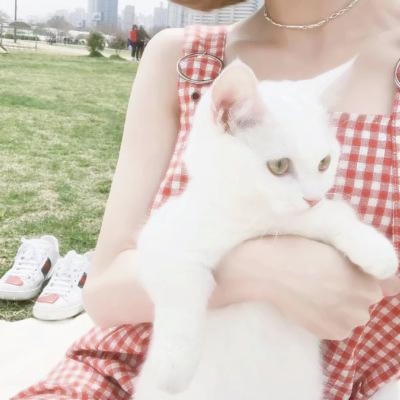 24张高清可爱沙雕女生头像 简约又接地气的女生头像合集