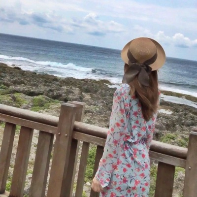 20张高清新潮女生背影头像 适合当微信头像的氛围感图片