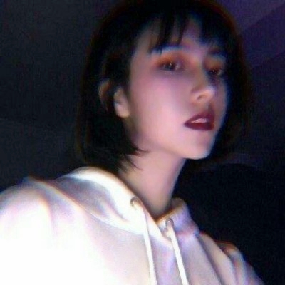 高清短发女生头像合集 12张氛围感拉满