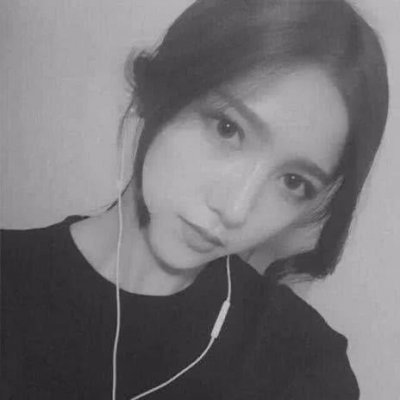 微信黑白伤感女生头像来啦，22张高清图可直接下载