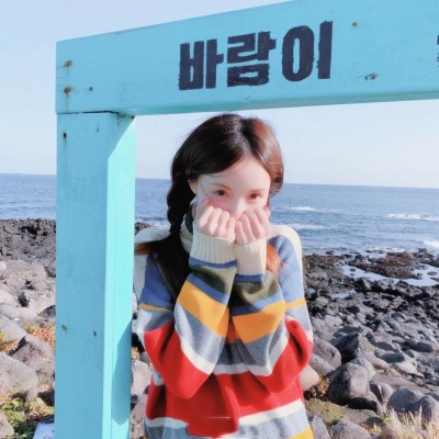 4张一套的闺蜜头像合集 高清无水印共36组