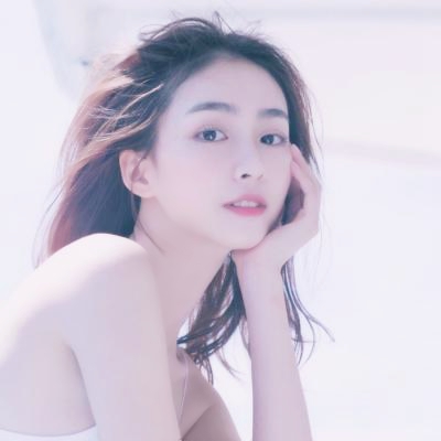 21张清新脱俗女生头像合集 简单干净又好看的网红款头像