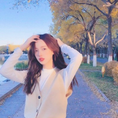 20张高清优雅气质美女头像 适合当微信头像的好看图片