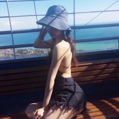 21张高清好看的戴帽女生头像 当下超流行的头像素材