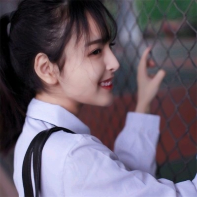27张高清自然风清纯美女头像 适合当头像的氛围感女生头像