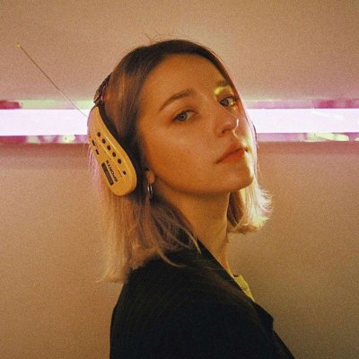 18张高清英伦风女生头像 可以直接下载保存