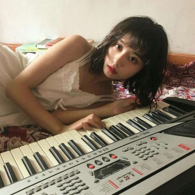 17张高清女王范性感潮流女头像 氛围感拉满