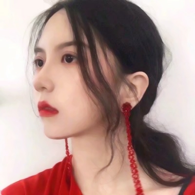 24张高清伤感女生真人头像 当下流行的氛围感头像合集