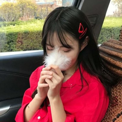 20张高冷霸气红色系女生QQ头像合集