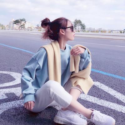 24张氛围感拉满的蓝色系女生头像 高清意境感拉满