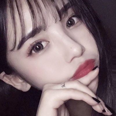 网红头像女高清！18张女神级时尚网红美女头像合集