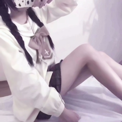 16张只露腿的双人闺蜜部位头像 高清女生头像素材