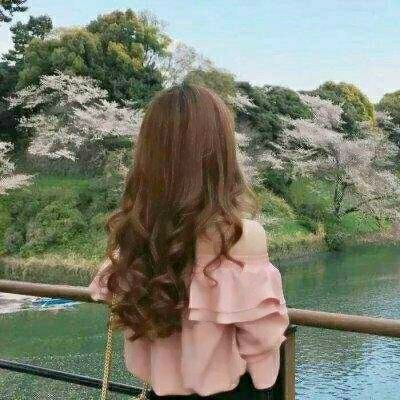 女生侧面背影高清头像合集 21张氛围感拉满